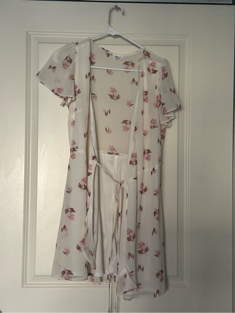 Floral Cream & Pink Robe Cover-Up